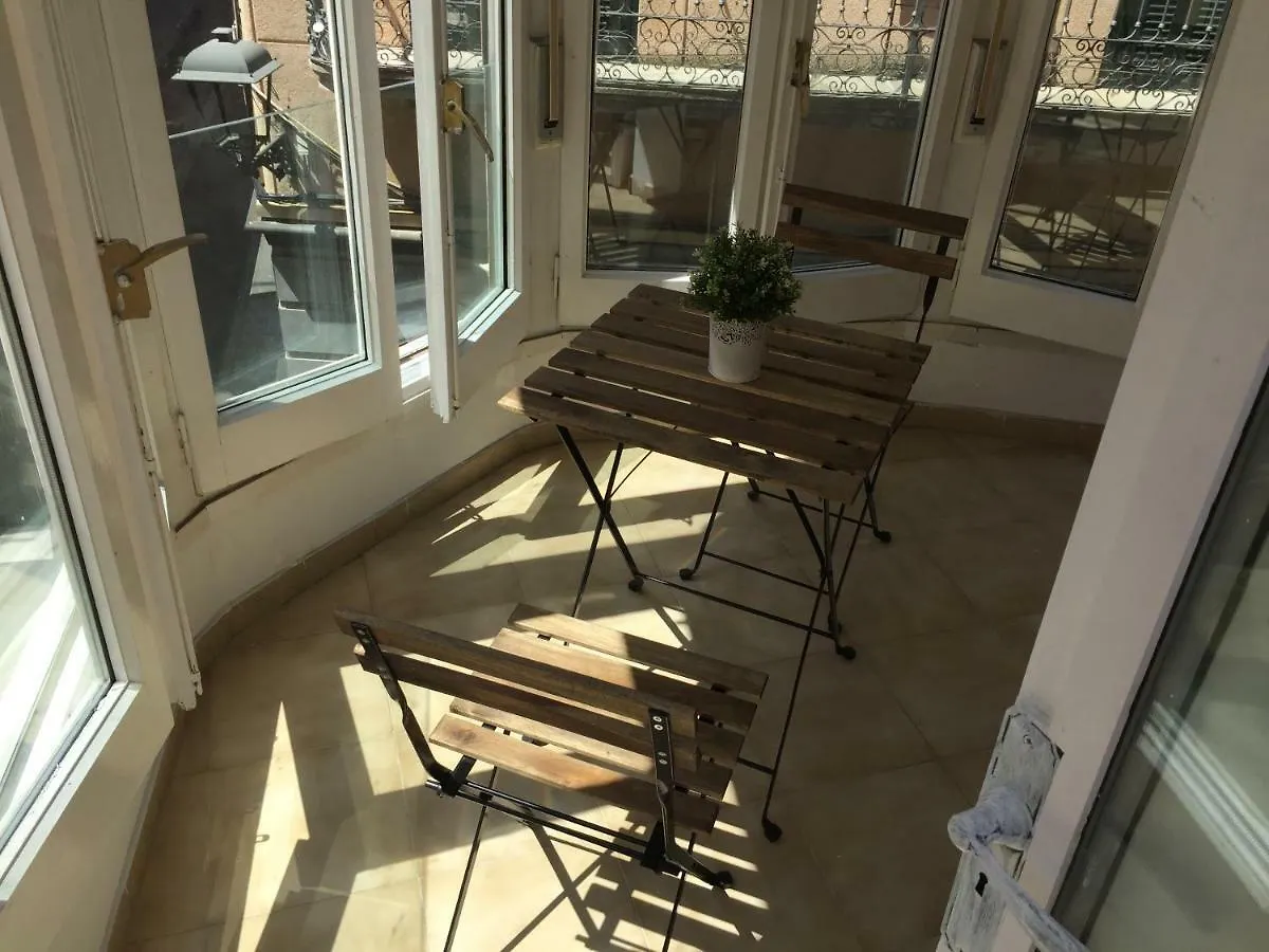桑特费柳德吉克索尔斯 Apartamento 120 M2 A 10 Minutos A Pie De La Playa酒店 0*,  西班牙
