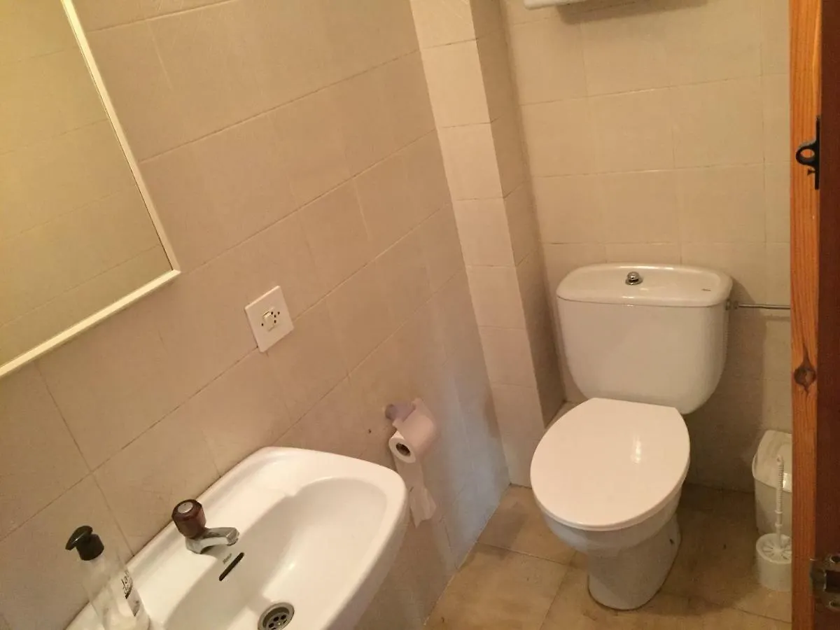 桑特费柳德吉克索尔斯 Apartamento 120 M2 A 10 Minutos A Pie De La Playa酒店 0*,  西班牙